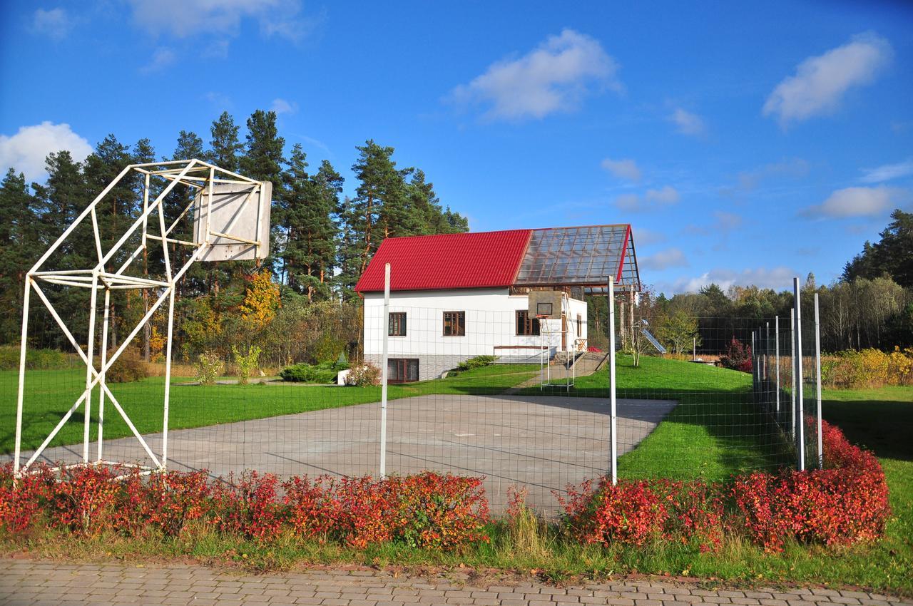 Guesthouse Leiputrija Ādaži Exterior foto